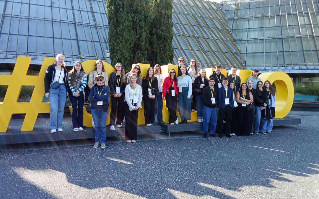 Visite du SILMO pour les apprentis du BTS opticien-lunetier de Morez