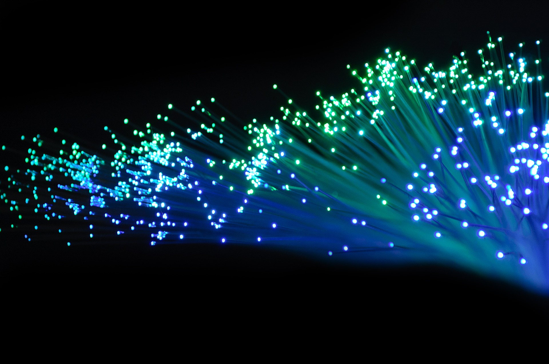 optical-fiber-g27b3573c5_1920